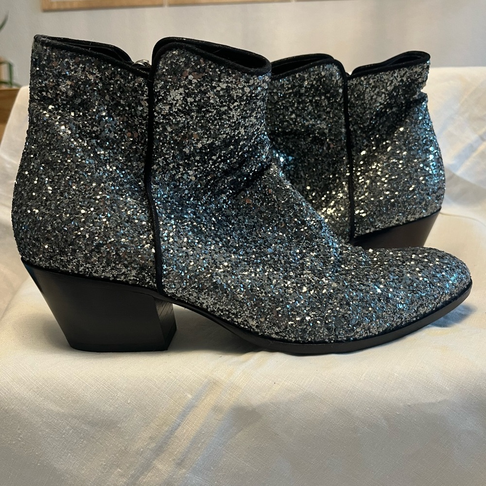 NWOB GIUSEPPE ZANOTTI Sparkle Booties